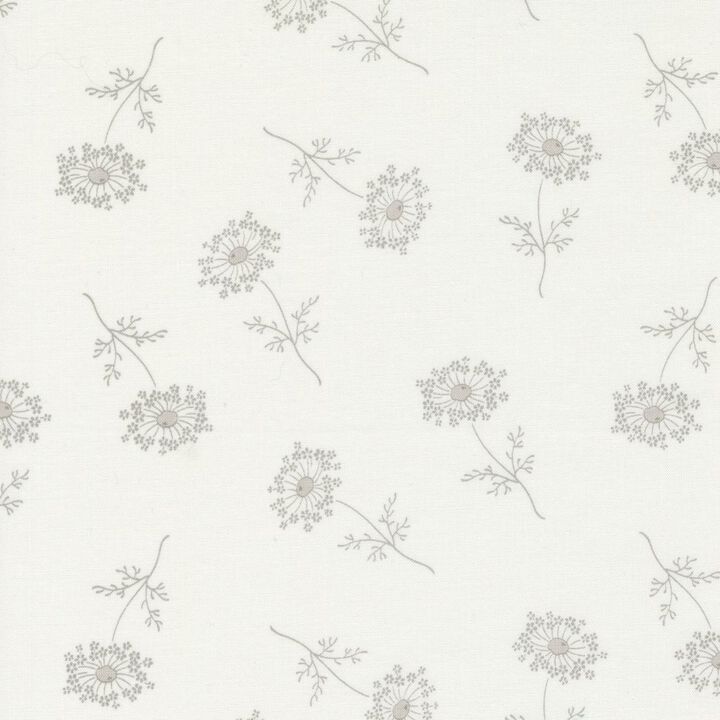 Grey flowers in white - 44346 21 - Honeybloom -  3Sisters - Moda.jpg